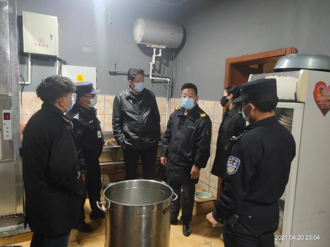 西藏火鍋店2家營業(yè)執(zhí)照被吊銷、2家立案調(diào)查、5家停業(yè)整頓